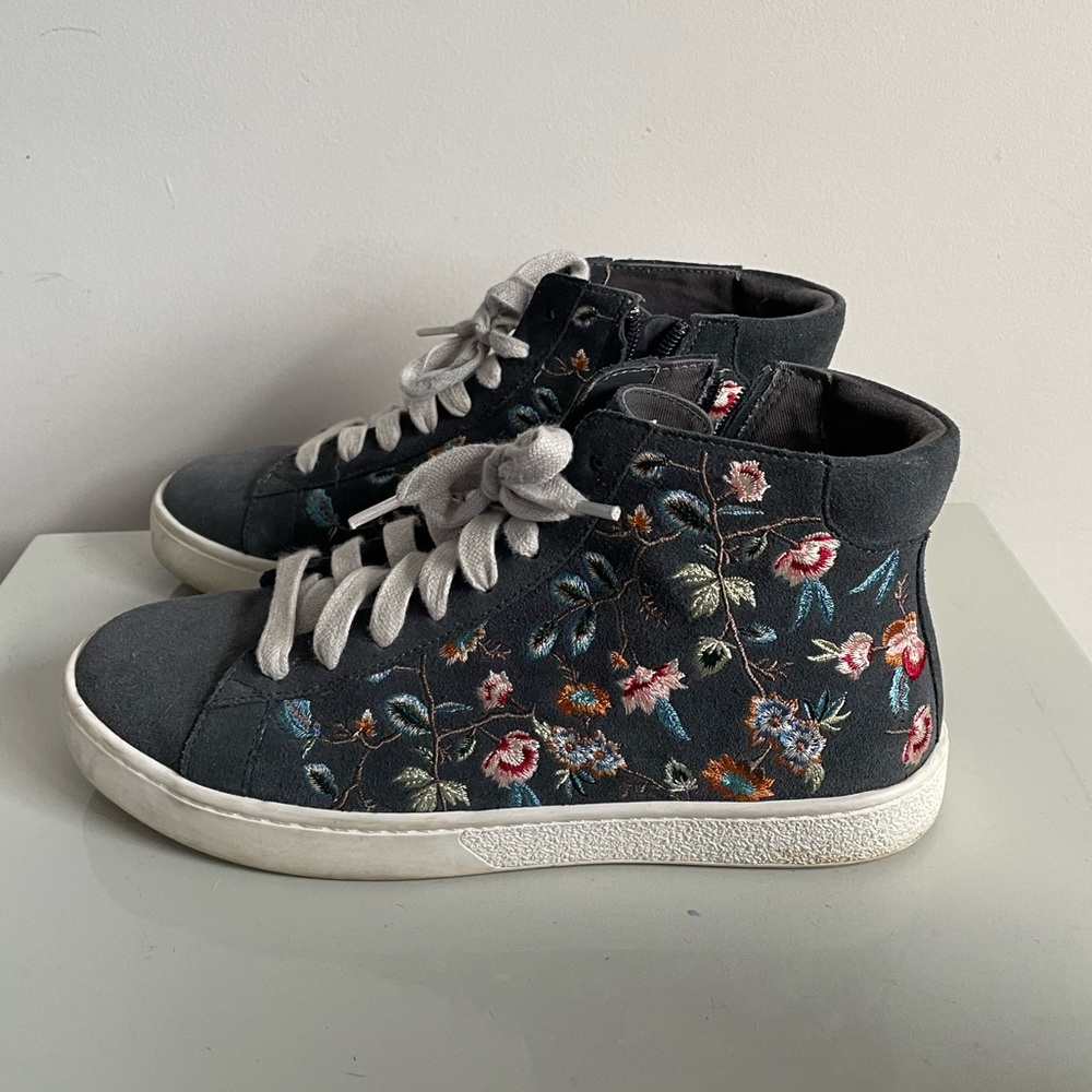 JOHNNY WAS HIGH TOP SNEAKERS